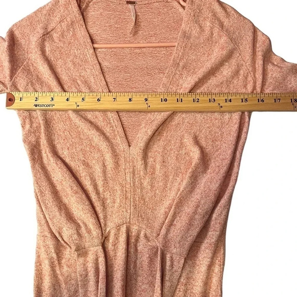 Free People Ginger Cozy Tie Front Sweater Dress Pink V-neck Size XS Bodycon Mini - Picture 13 of 13
